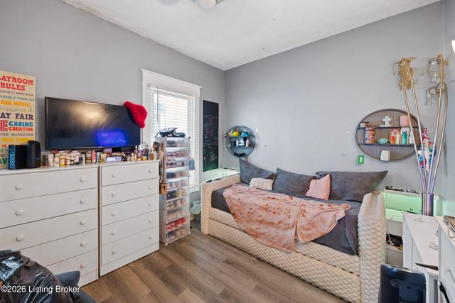 1819 W Oak St, Louisville, KY 40210
