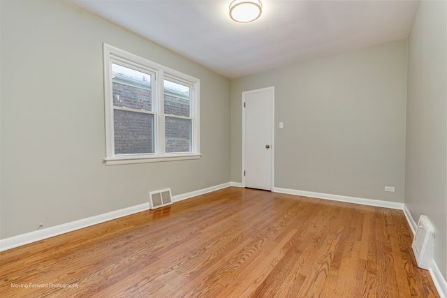 8367 S Baltimore Avenue, Chicago, IL 60617