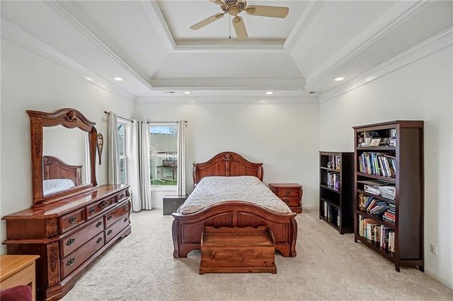 1101 Pebble Beach Drive, Lansing, KS 66043