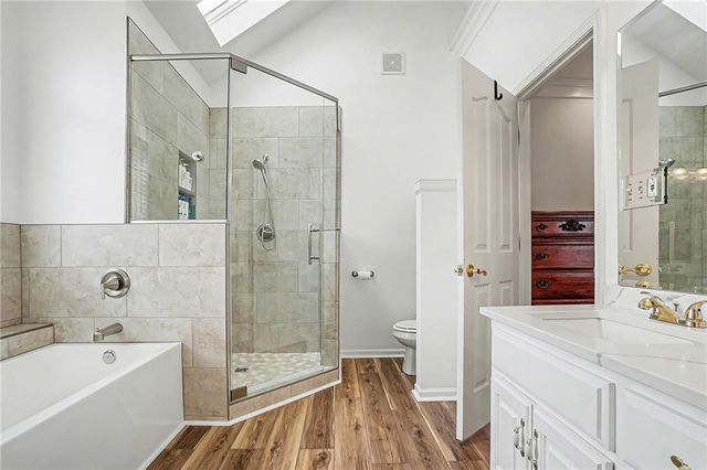 1101 Pebble Beach Drive, Lansing, KS 66043