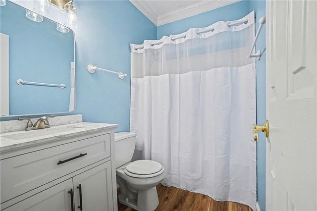 1101 Pebble Beach Drive, Lansing, KS 66043