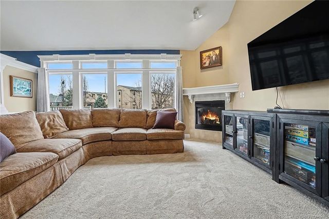 1101 Pebble Beach Drive, Lansing, KS 66043