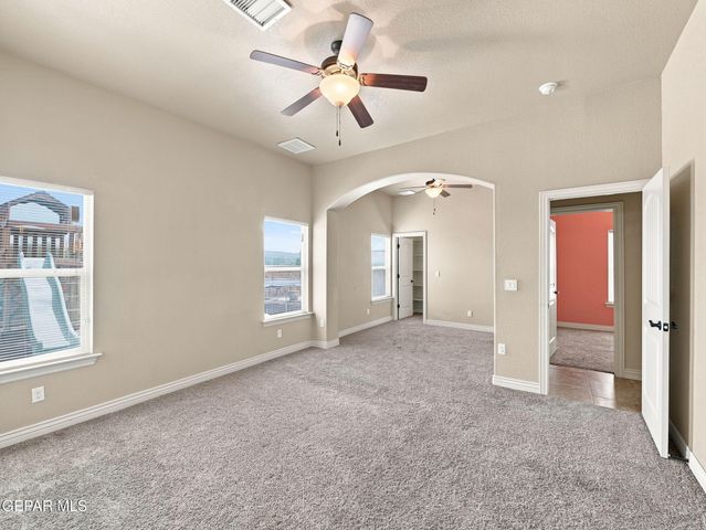 136 TUSCAN RIDGE Circle, Sunland Park, NM 88008