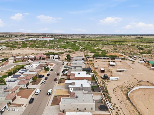 136 TUSCAN RIDGE Circle, Sunland Park, NM 88008