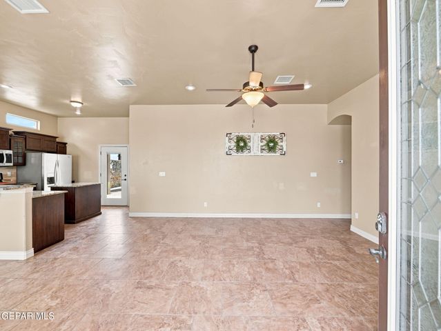 136 TUSCAN RIDGE Circle, Sunland Park, NM 88008