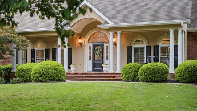 2519 Alpine Bluff Trail, Ooltewah, TN 37363