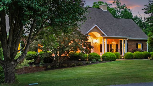 2519 Alpine Bluff Trail, Ooltewah, TN 37363