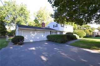 10 Olympus Drive, Macedon, NY 14502