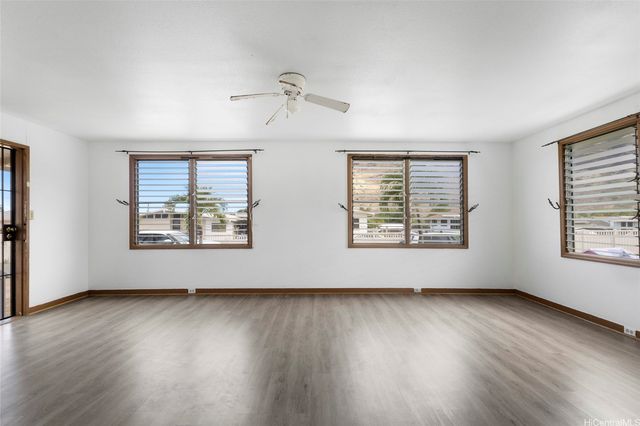 84-570 Farrington Highway D, Waianae, HI 96792