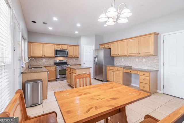 230 Albrighton Court, Suwanee, GA 30024