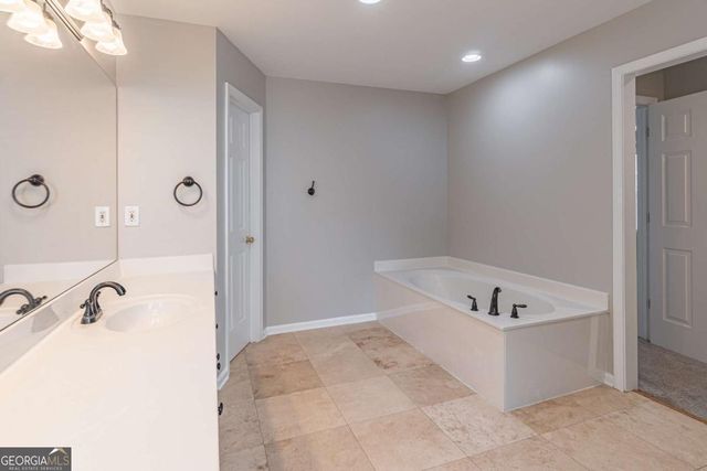 230 Albrighton Court, Suwanee, GA 30024