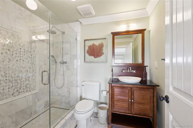 902 Dune Road, Westhampton Dunes, NY 11978