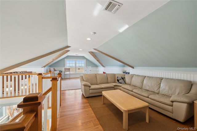 902 Dune Road, Westhampton Dunes, NY 11978