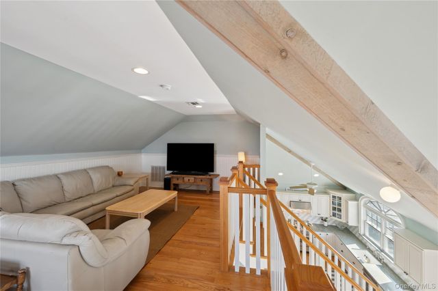 902 Dune Road, Westhampton Dunes, NY 11978