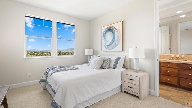 23 Pinnacle Dr, Petaluma, CA 94952