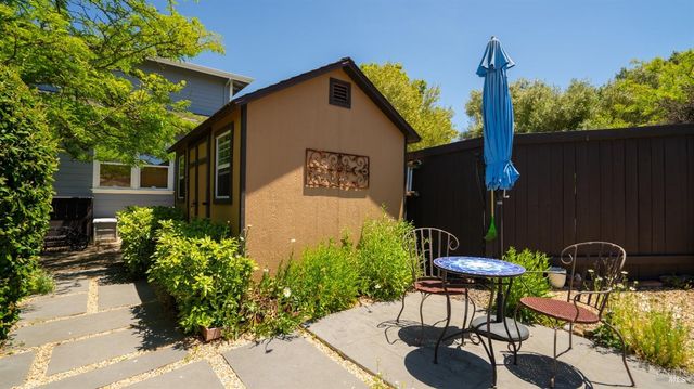 23 Pinnacle Dr, Petaluma, CA 94952