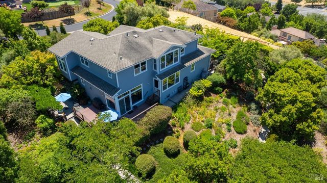 23 Pinnacle Dr, Petaluma, CA 94952