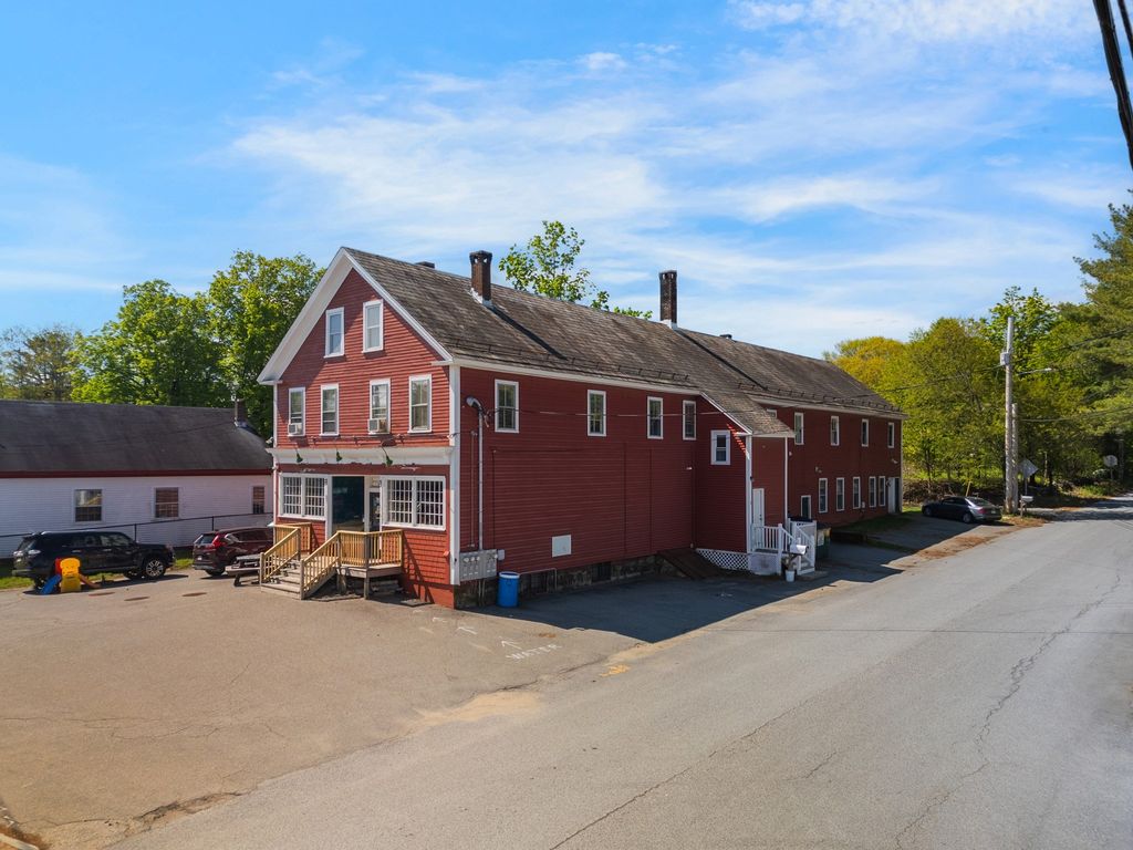 3 Taylor St, Littleton, MA 01460