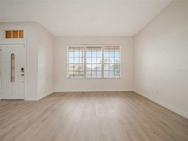 3906 QUARTZ AVENUE, Orlando, FL 32826