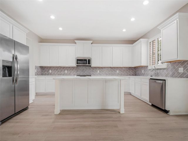 3906 QUARTZ AVENUE, Orlando, FL 32826