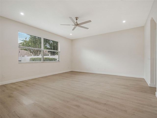 3906 QUARTZ AVENUE, Orlando, FL 32826