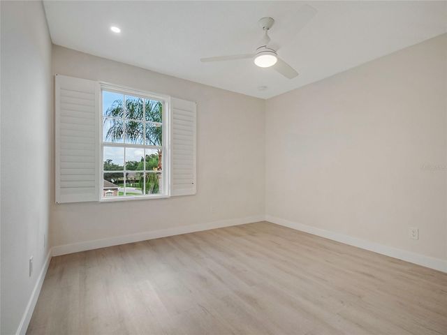 3906 QUARTZ AVENUE, Orlando, FL 32826