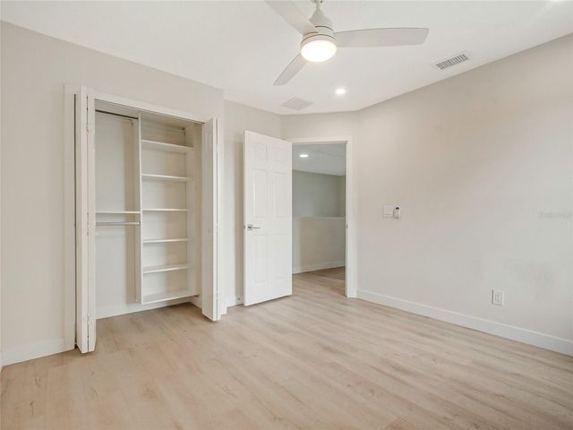 3906 QUARTZ AVENUE, Orlando, FL 32826