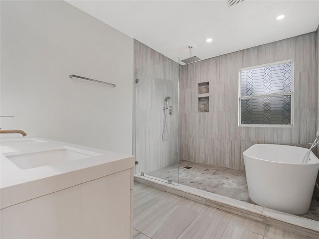 3906 QUARTZ AVENUE, Orlando, FL 32826