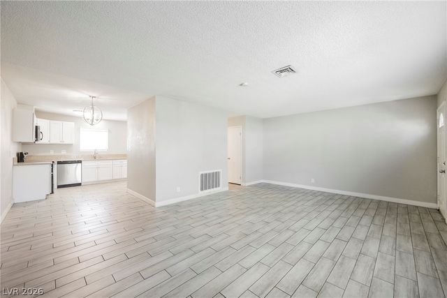 135 Greenbriar Townhouse Way, Las Vegas, NV 89121