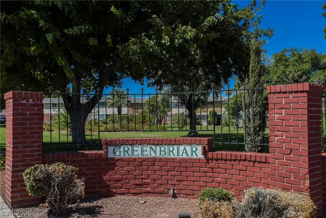 135 Greenbriar Townhouse Way, Las Vegas, NV 89121