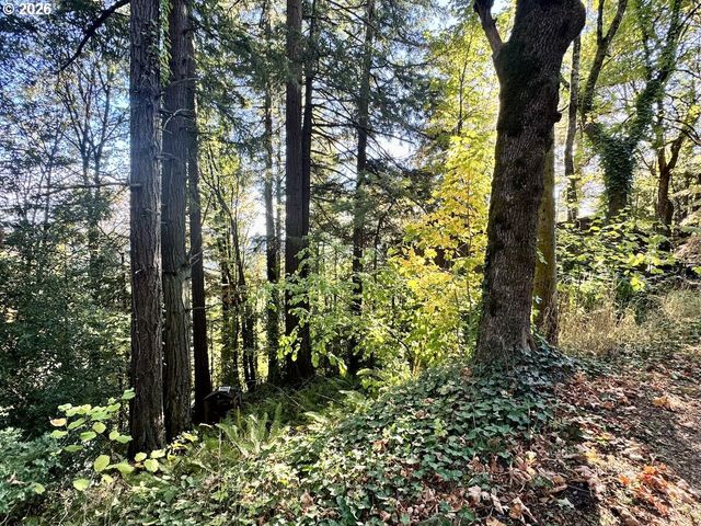 4230 Sw HEWETT Blvd, Portland, OR 97221