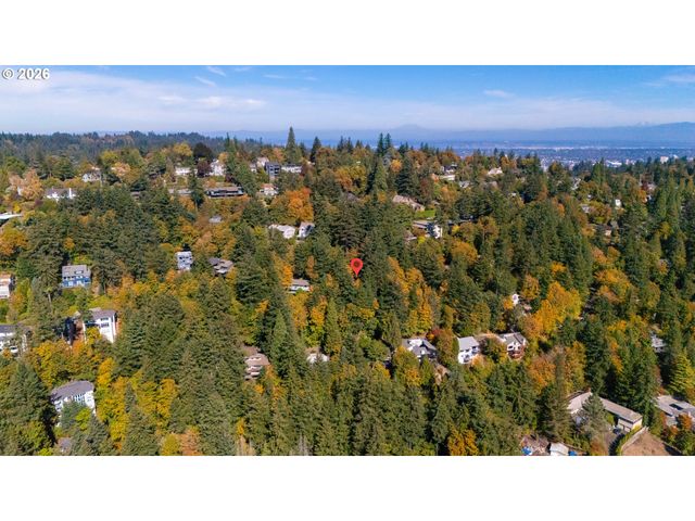 4230 Sw HEWETT Blvd, Portland, OR 97221