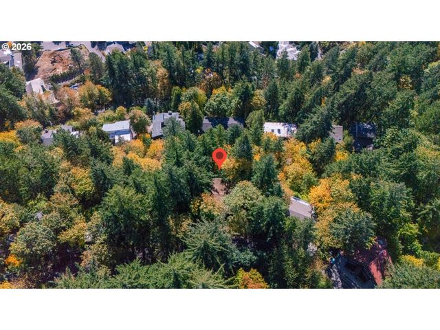 4230 Sw HEWETT Blvd, Portland, OR 97221