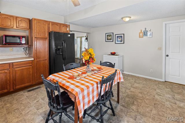 101 Mor, Wilsonville, IL 62093