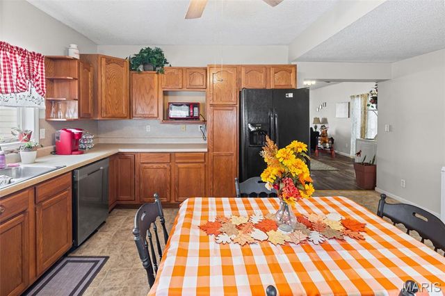 101 Mor, Wilsonville, IL 62093