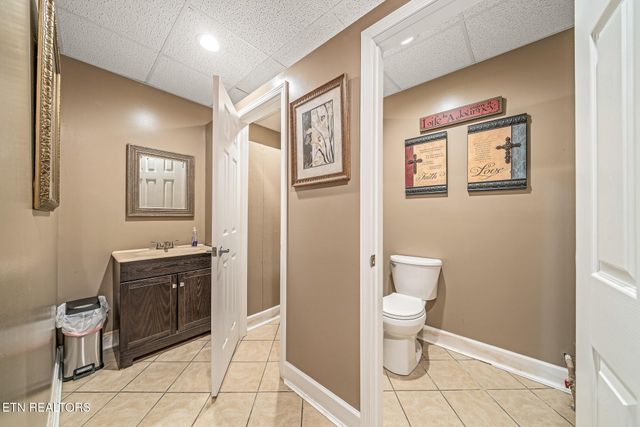 164 Oak Rd, Crossville, TN 38555