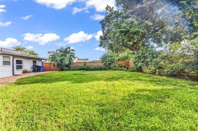 1238 WATERSIDE LANE, Venice, FL 34285