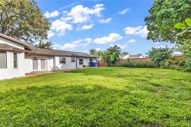 1238 WATERSIDE LANE, Venice, FL 34285