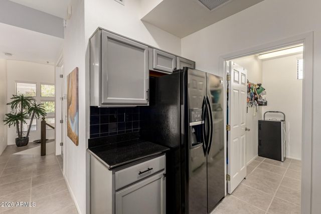 8270 N HAYDEN Road 2004, Scottsdale, AZ 85258