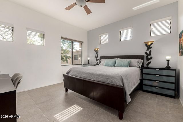 8270 N HAYDEN Road 2004, Scottsdale, AZ 85258