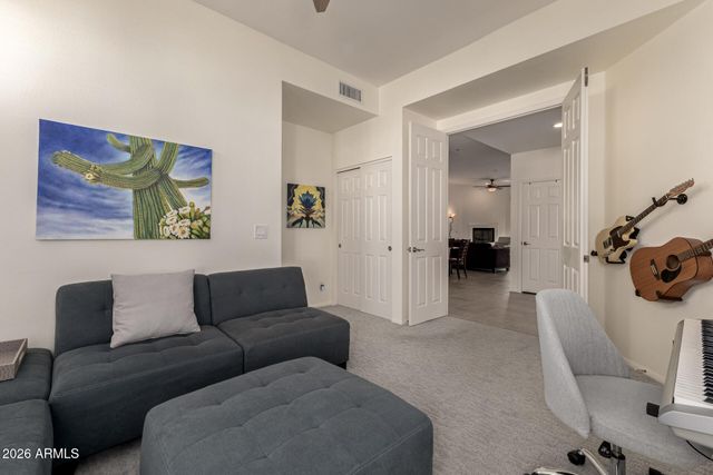 8270 N HAYDEN Road 2004, Scottsdale, AZ 85258