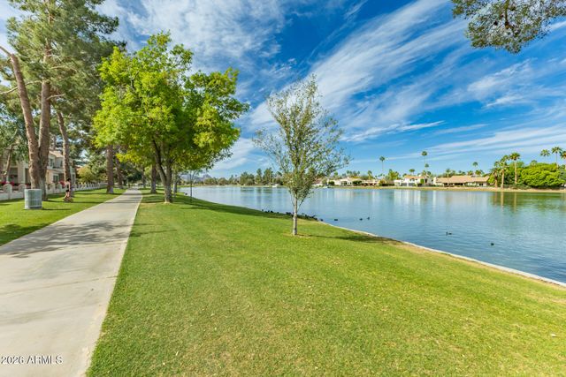 8270 N HAYDEN Road 2004, Scottsdale, AZ 85258