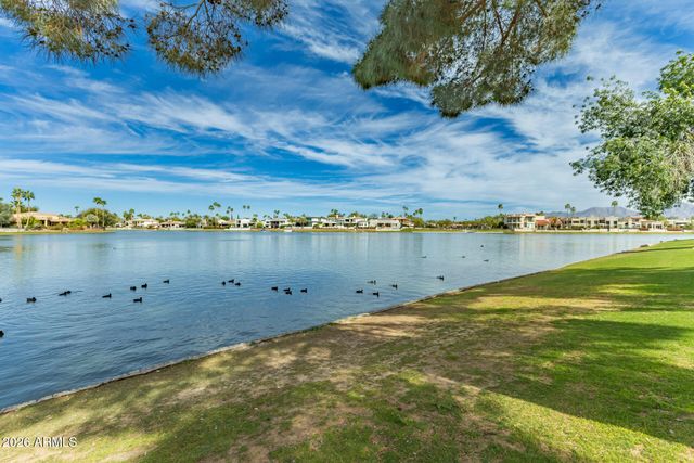 8270 N HAYDEN Road 2004, Scottsdale, AZ 85258