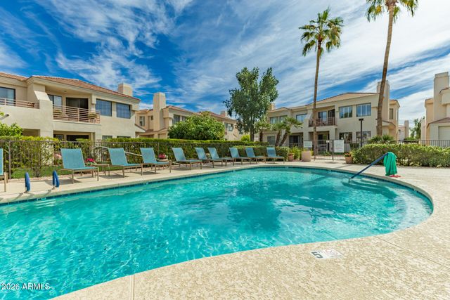 8270 N HAYDEN Road 2004, Scottsdale, AZ 85258