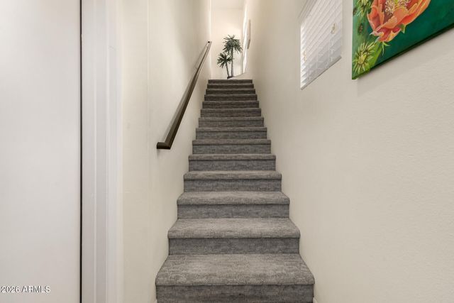 8270 N HAYDEN Road 2004, Scottsdale, AZ 85258