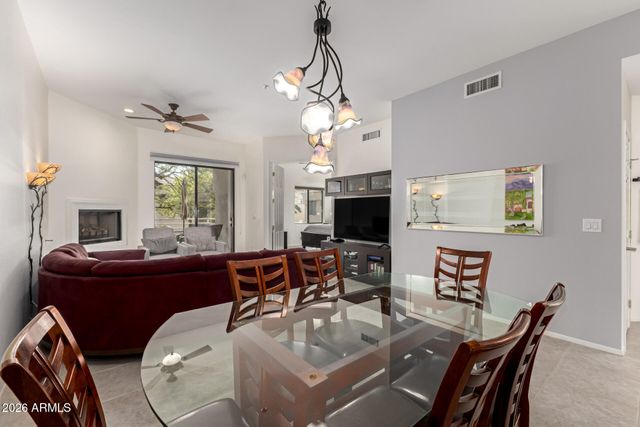 8270 N HAYDEN Road 2004, Scottsdale, AZ 85258