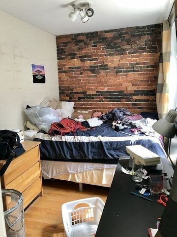 43 Grove St 2, Boston, MA 02114
