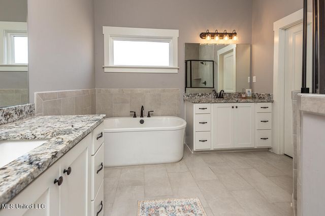 3066 Meadows Way, Hernando, MS 38632