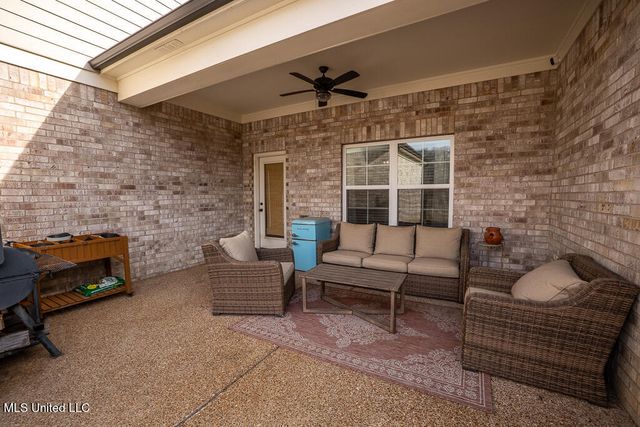 3066 Meadows Way, Hernando, MS 38632