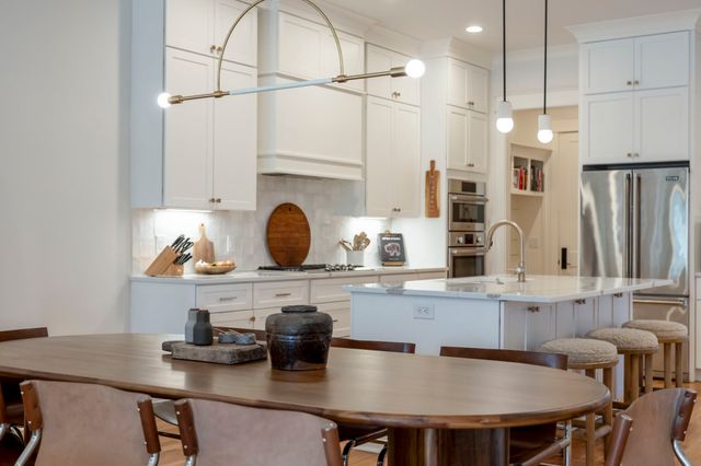 75A Brookwood Ter, Nashville, TN 37205